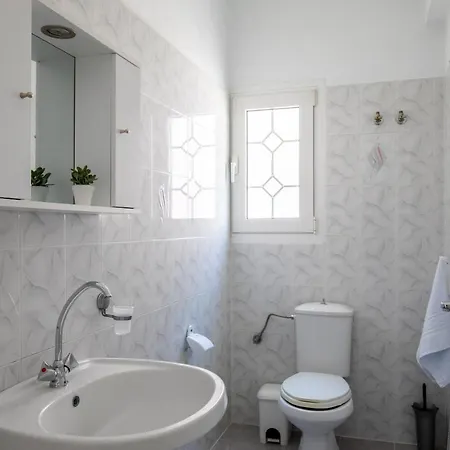 Casa Mia Skopelos - Spacious 3-bedroom House Near *