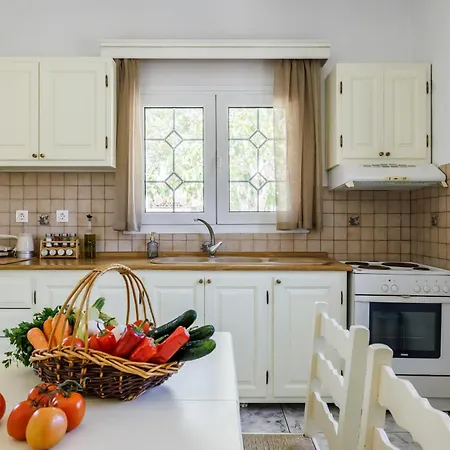 Casa Mia Skopelos - Spacious 3-bedroom House Near *