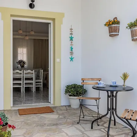 Lejlighed Casa Mia Skopelos - Spacious 3-bedroom House Near Stafylos